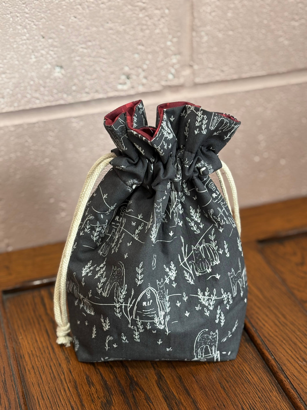 Ruffle Bag - Medium - Spooky Cats