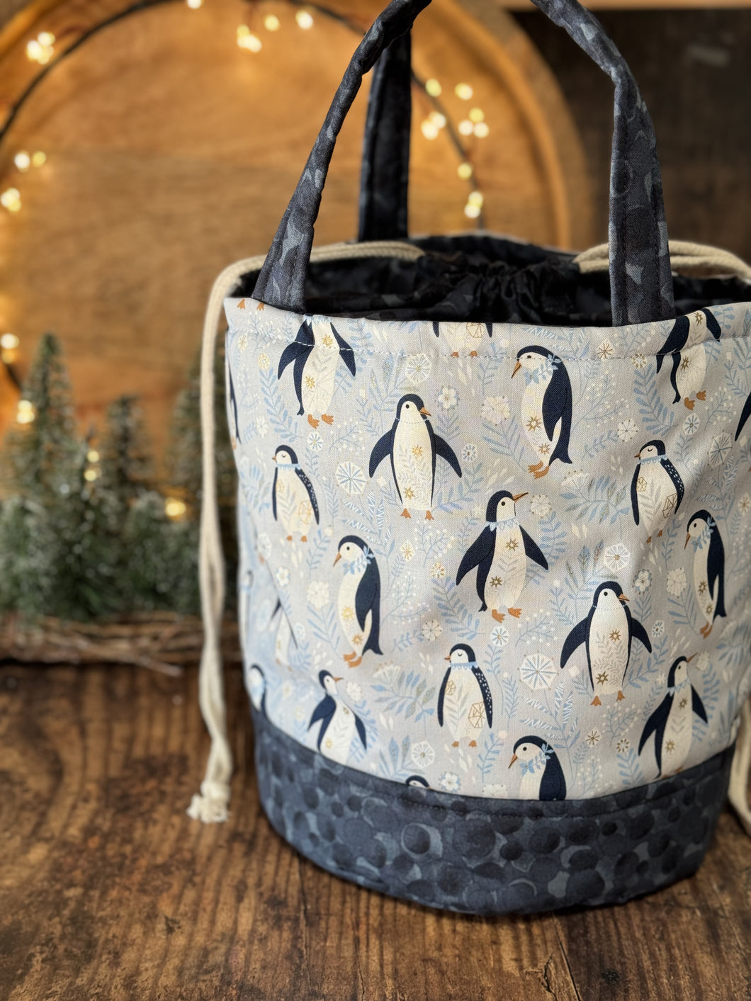 Bucket Bag - Large - Penguin