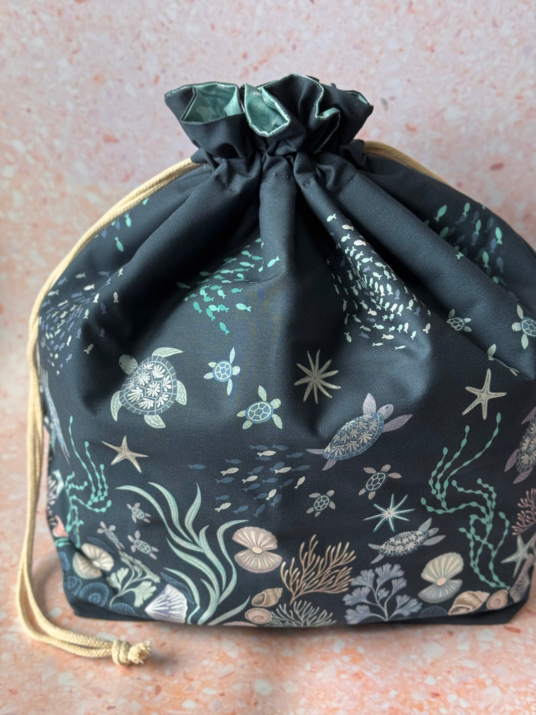 Ruffle Bag - Extra Large - Turtles