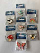 Load image into Gallery viewer, Magnetic Needle Minders
