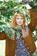 Load image into Gallery viewer, SALE - Worsted - A knitwear collection curated by Aimée Gille of La Bien Aimée
