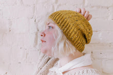 Load image into Gallery viewer, SALE - Pom Pom - Issue 39
