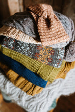 Load image into Gallery viewer, Pom Pom - Issue 38
